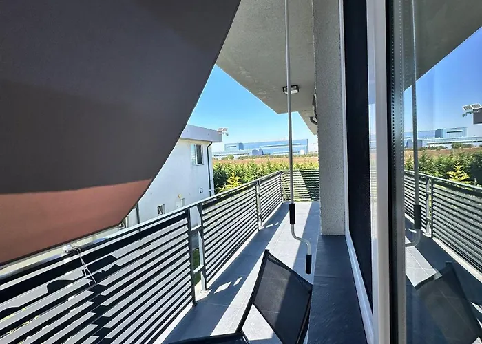 Family-friendly Apartment, 2 Bedroom And Living Area & Balcony, With Garden Access, Donilads - Everywhere, Relax & Nature Escape * Două Mai